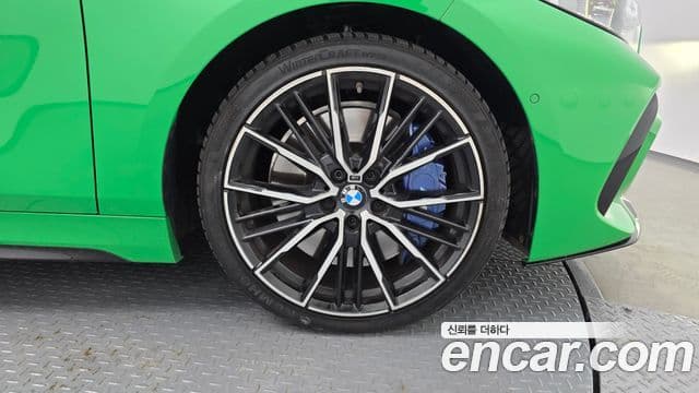BMW 1 Series 2022 — Photo 4/35