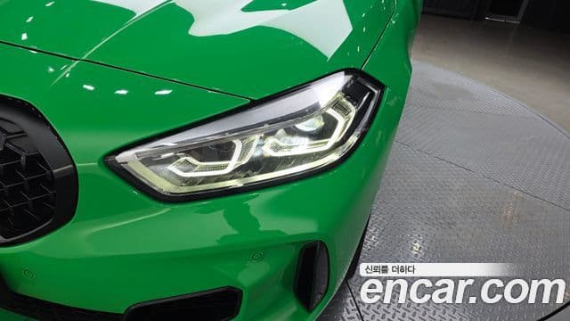 BMW 1 Series 2022 — Photo 16/35