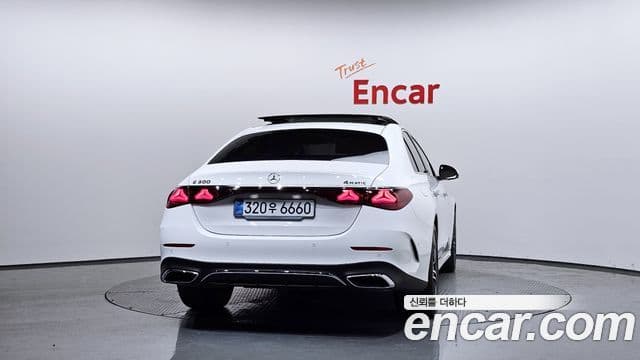 Mercedes-Benz E-Class 2025 — Фото 3/20