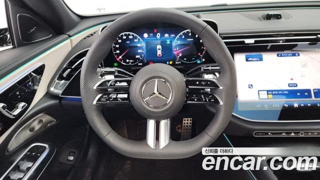 Mercedes-Benz E-Class 2025 — Фото 14/20