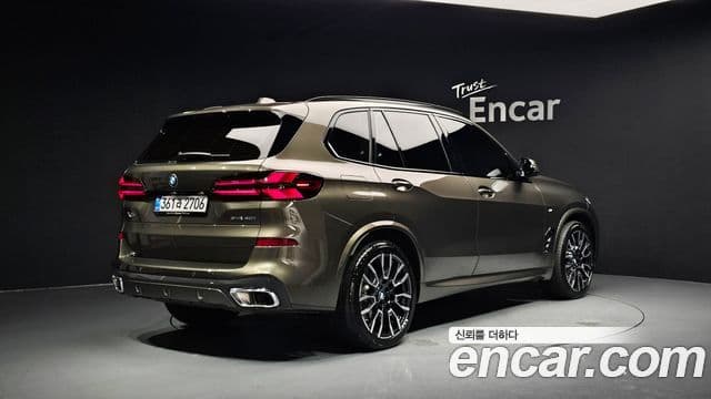 BMW X5 2025 — Photo 13/31