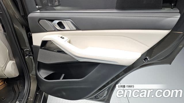 BMW X5 2025 — Photo 30/31