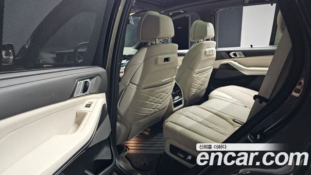 BMW X5 2025 — Photo 10/31