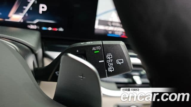 BMW X5 2025 — Photo 27/31