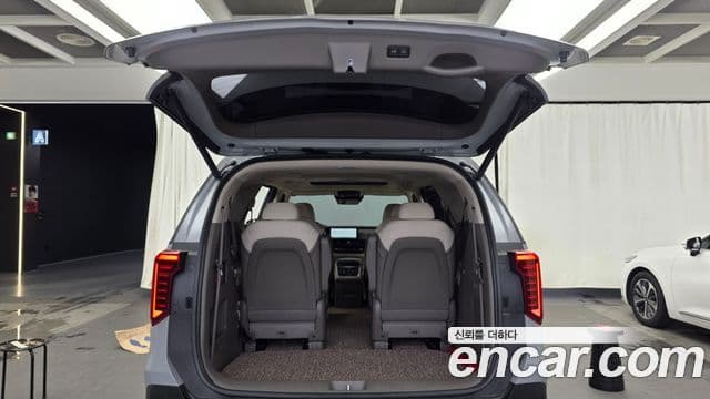 Kia Carnival 2024 — фото 20 из 20
