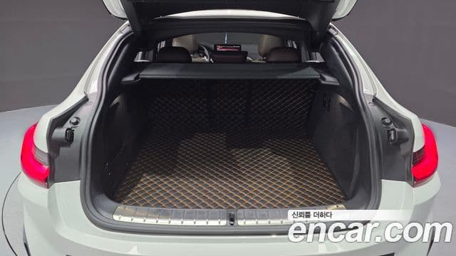 BMW X4 2022 — ფოტო 18/20