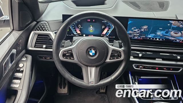 BMW X7 2023 — фото 14 из 20