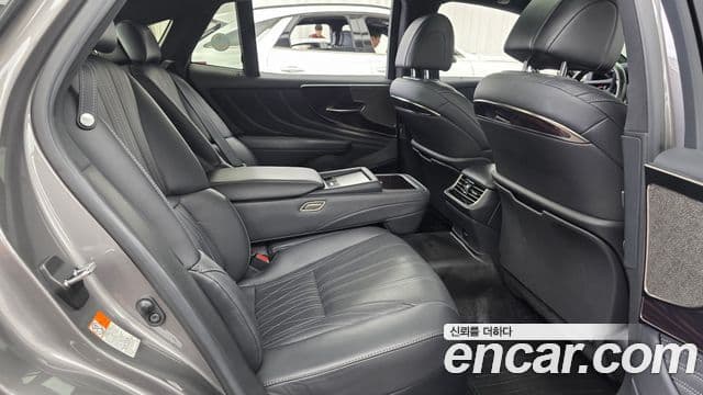 Lexus LS500 2021 — Şəkil 11/20