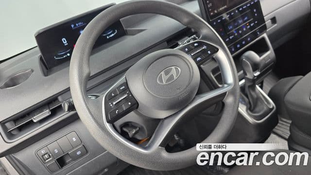 Hyundai Staria 2024 — Şəkil 13/20