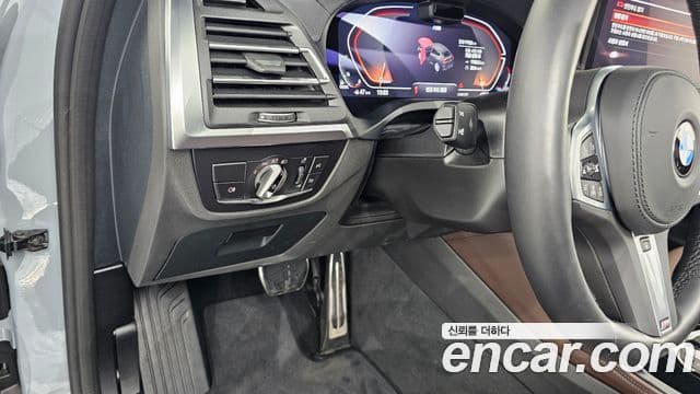 BMW X4 2025 — ფოტო 16/20