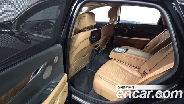 Genesis Electrified G80 2020 — Şəkil 11/20
