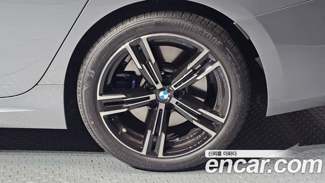 BMW 3 Series 2026 — Şəkil 16/33