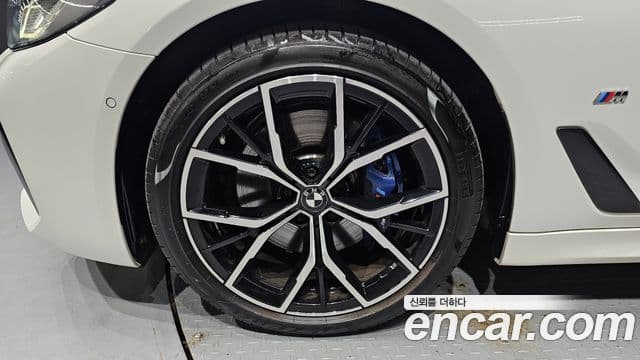 BMW 5 Series 2022 — ფოტო 4/20