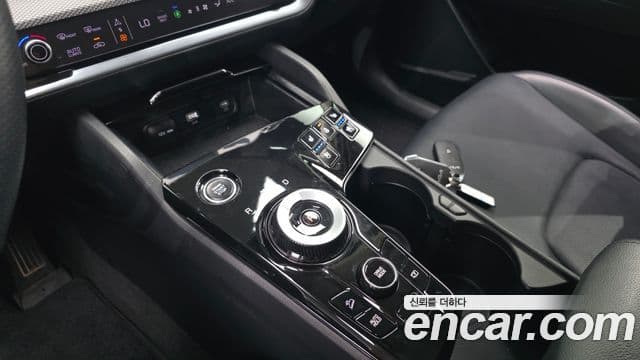 Kia Sportage 2023 — Şəkil 10/20