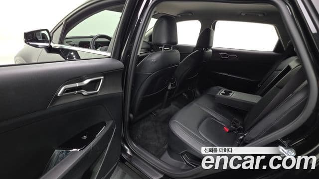 Kia Sportage 2023 — Şəkil 3/20