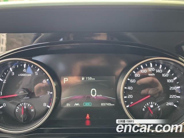 Kia Carnival 2022 — Şəkil 7/19