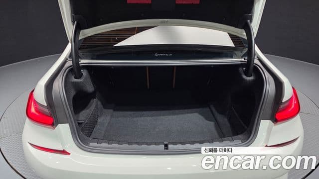 BMW 3 Series 2022 — фото 20 из 20