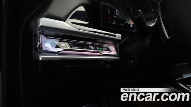 BMW 7 Series 2025 — Photo 19/38