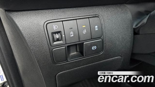 Hyundai Staria 2025 — Фото 18/20