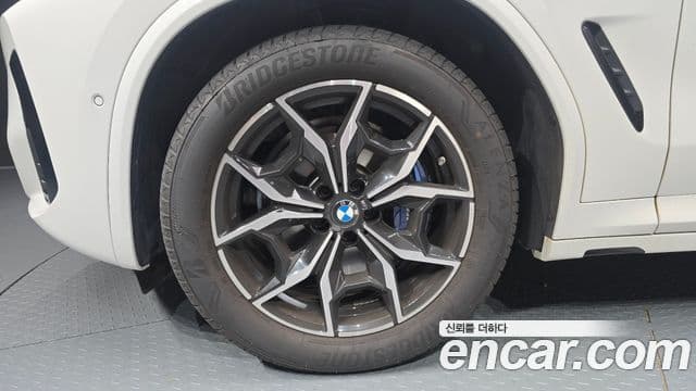 BMW X3 2024 — Photo 17/34