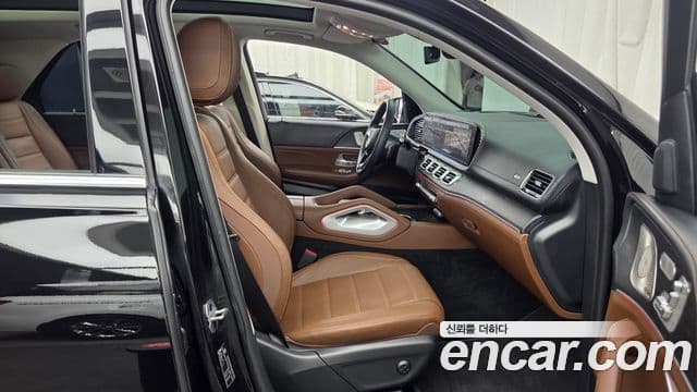 Mercedes-Benz GLE-Class 2025 — Фото 11/20