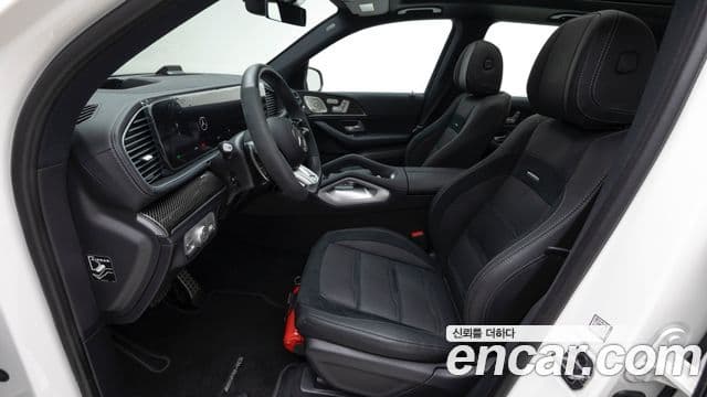 Mercedes-Benz GLE-Class 2025 — Photo 10/20
