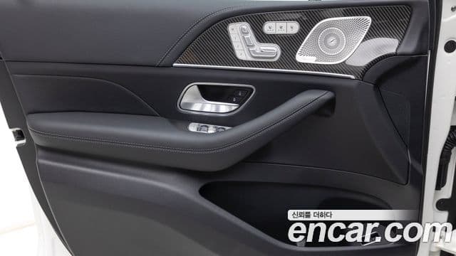 Mercedes-Benz GLE-Class 2025 — Photo 5/20