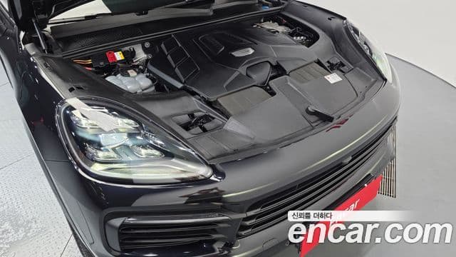 Porsche Cayenne 2020 — фото 6 из 20