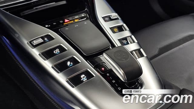 Mercedes-Benz AMG GT 2021 — Photo 17/20