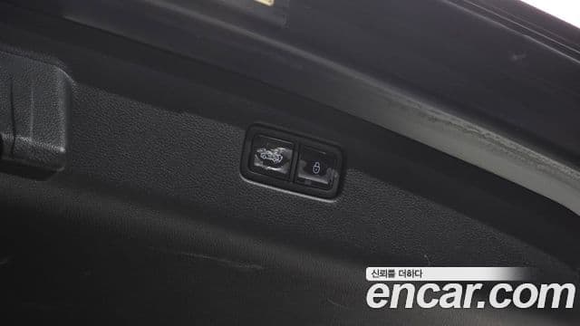Genesis GV70 2023 — ფოტო 20/20