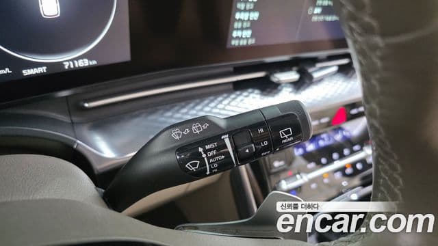 Kia Carnival 2021 — Şəkil 17/20