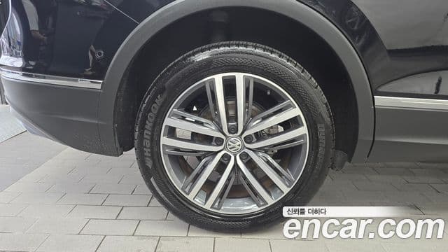 Volkswagen Tiguan Allspace 2020 — ფოტო 5/20