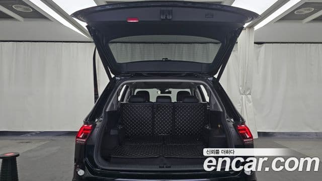 Volkswagen Tiguan Allspace 2020 — ფოტო 20/20