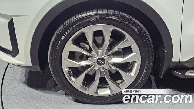 Kia Sorento 2020 — Фото 5/20