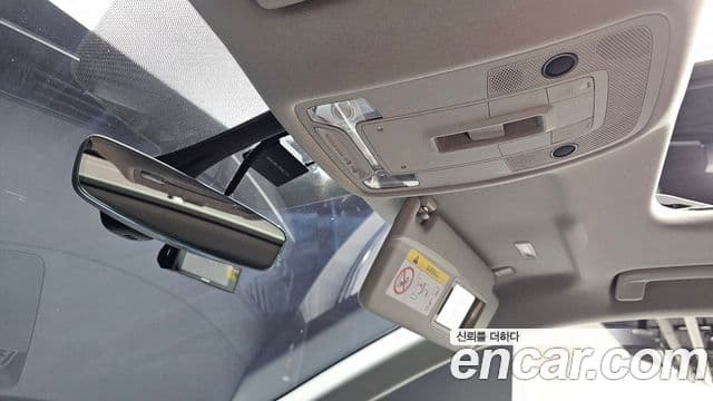Audi Q3 2020 — Şəkil 18/20
