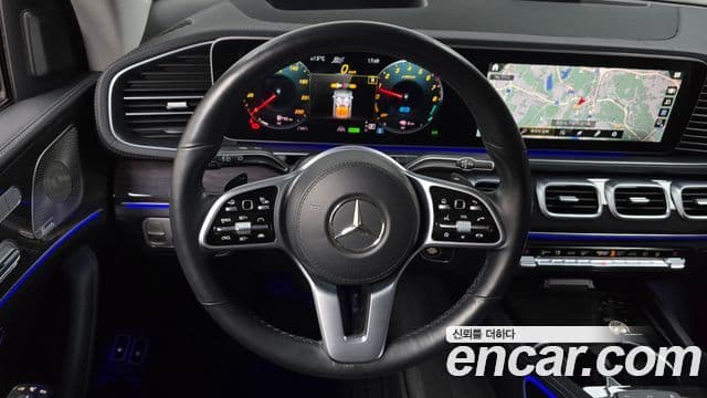Mercedes-Benz GLE-Class 2021 — фото 12 из 20