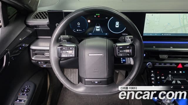 Hyundai Grandeur 2023 — ფოტო 13/20