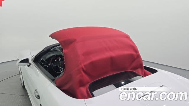 Porsche 718 Boxster 2018 — Şəkil 8/31