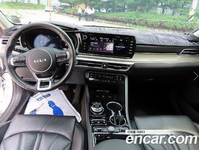 Kia K5 2023 — фото 10 из 20