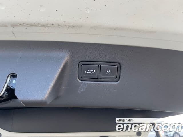 Hyundai Santa Fe 2025 — Şəkil 19/20