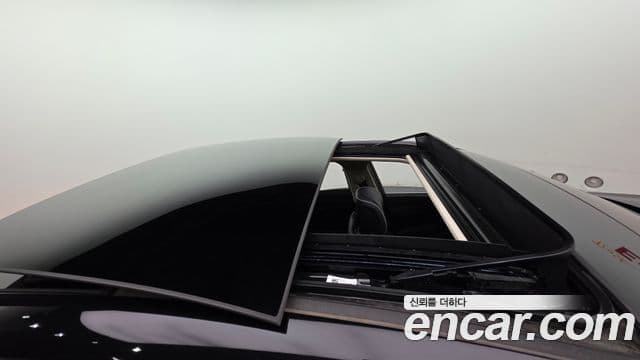 Genesis Electrified G80 2022 — фото 12 из 20