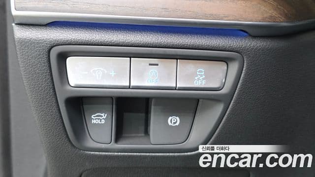Genesis Electrified G80 2022 — фото 14 из 20