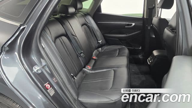 Hyundai Sonata 2022 — фото 11 из 20