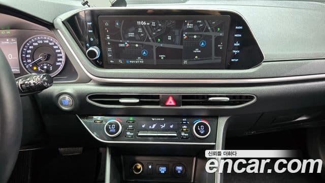 Hyundai Sonata 2022 — фото 16 из 20