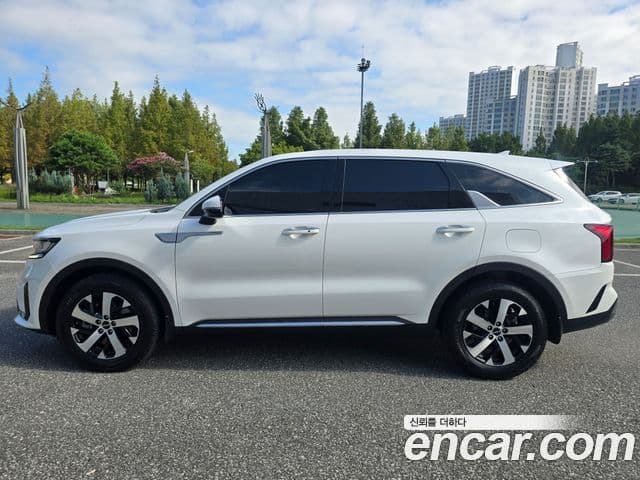 Kia Sorento 2022 — ფოტო 2/20