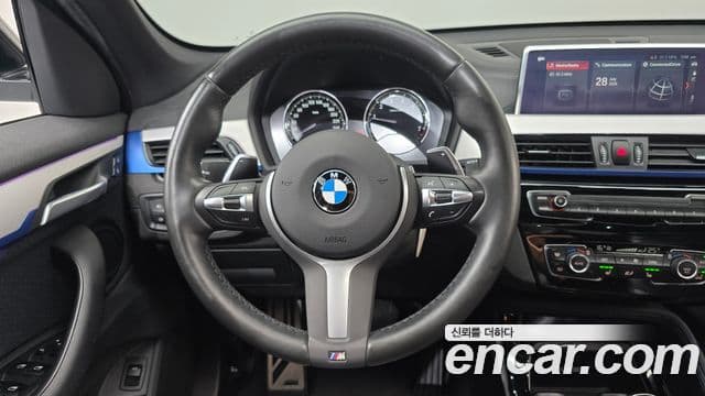 BMW X1 2020 — ფოტო 13/20