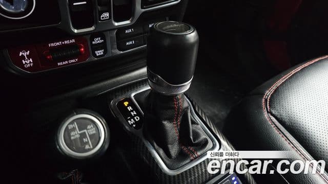 Jeep Gladiator 2021 — Şəkil 16/20