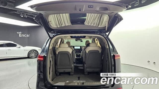 Kia Carnival 2021 — Фото 20/20
