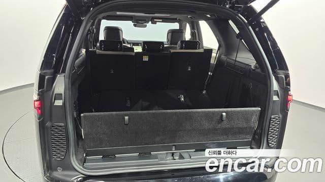 Land Rover Discovery 5 2021 — Şəkil 17/30