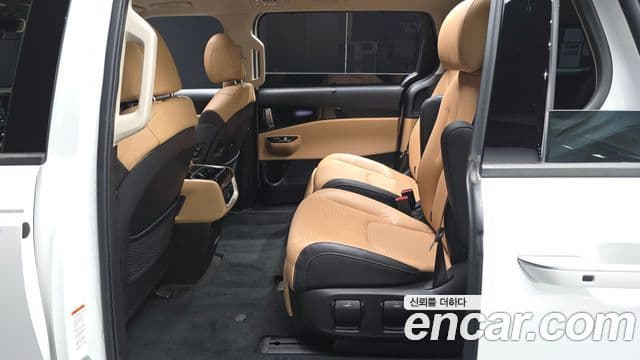 Kia Carnival 2022 — Фото 11/20